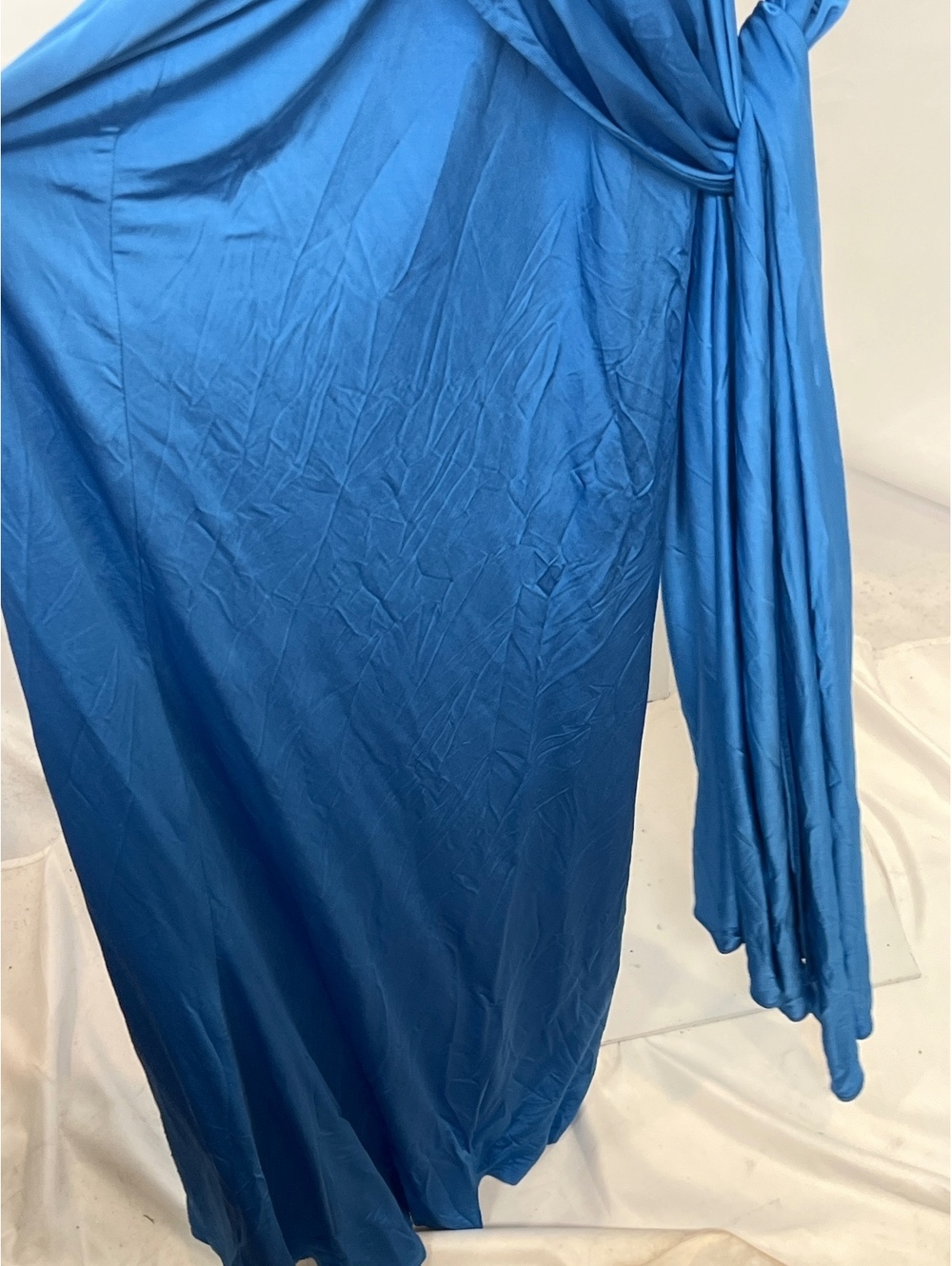 Lovers & Friends Coralie Gown in Electric Blue - Picture 5 of 9